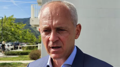 Maribor.Novinarska konferenca, na kateri je Andrej Bauman uradno napovedal kandidaturo za zupana Mestne obcine Maribor.Kandidat za zupana Mestne obcine Maribor Andrej Bauman.