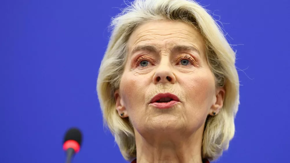 European Commission President Ursula von der Leyen attends a press conference with Executive Vice-President of the European Commission for Technological Sovereignty, Security, and Democracy Henna Virkkunen (not pictured) to present the EU Kids Act, in Strasbourg, France September 17, 2026. REUTERS/Yves Herman