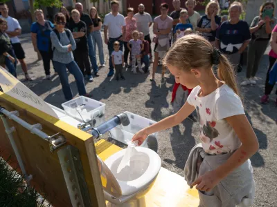 Na sobotnem dnevu odprtih vrat so na CČN Domžale-Kamnik predstavili tudi kampanjo Obvladajmo odplake. Foto: Klemen Razinger