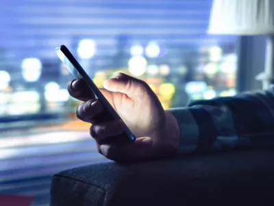 Začne se lahko že s telefonskim klicem