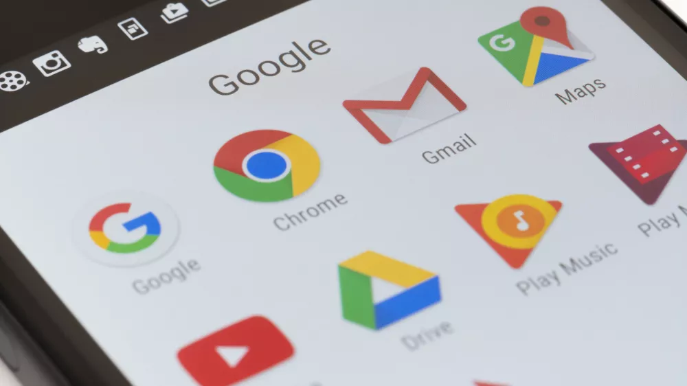 Brskalnik je samodejno name&scaron;čen na domala vseh androidnih telefonih.