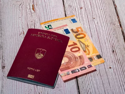 Potni list je pomemben dokument, informacij, ki so shranjeni na čipu, pa ni mogoče prebrati tako zelo enostavno. / Foto: Istock