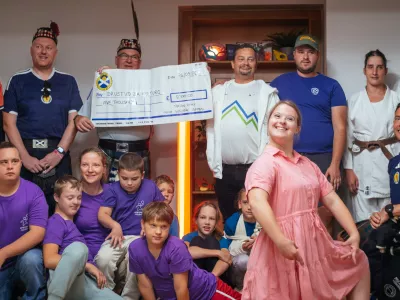 Dru&scaron;tvo za kulturo inkluzije (DKI) že več kot desetletje razvija &scaron;portne, kulturne, socialne, izobraževalne in prostovoljske programe za otroke, mladostnike in odrasle osebe s posebnimi potrebami ter ustvarja priložnosti za njihovo vključevanje, razvoj in pripadnost skupnosti.