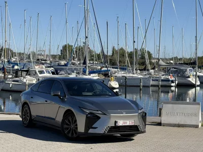 Lexus ES / Foto: Matjaž Terzič