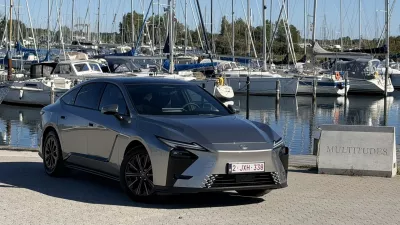 Lexus ES / Foto: Matjaž Terzič