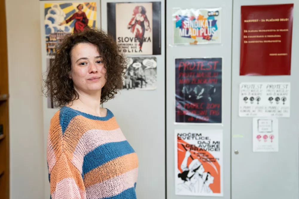 Vozil bo lahko skoraj vsak: ministrstvo Uberjeve voznike ločuje od taksistov