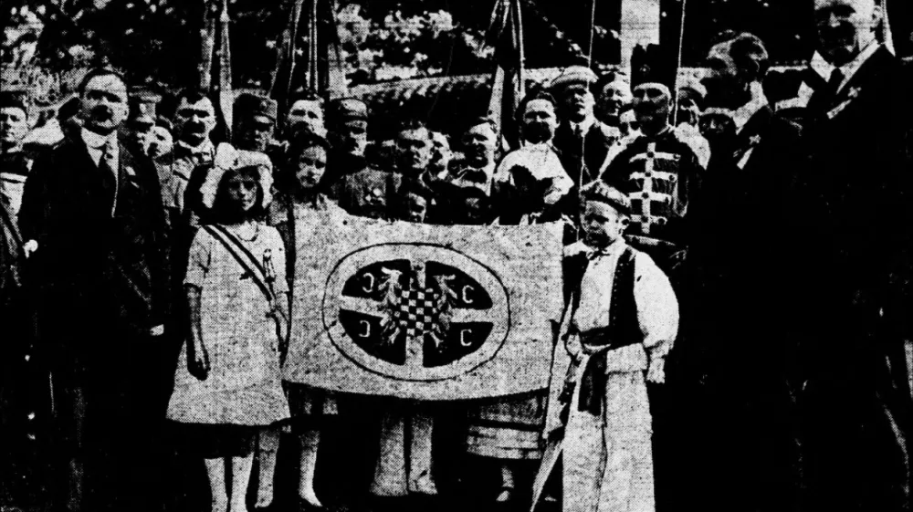  Flag of Kingdom of Yugoslavia 1918 / Foto: Wikimedia
