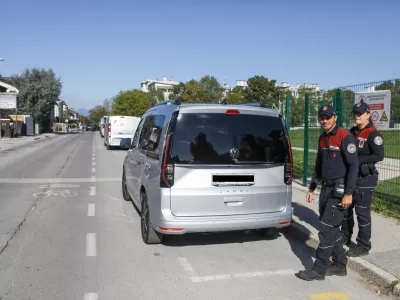29.9.2026 - Mestno redarstvo Ljubljana - mobilni radar - meritev hitrosti -..FotoLuka Cjuha.