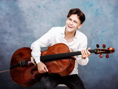 27-letni Jeremias Fliedl, prodoren avstrijski violončelist F Julia Wesely