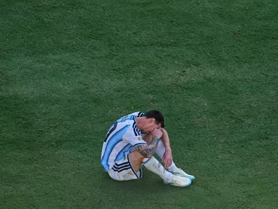 Argentina's Lionel Messi (10) reacts after the World Cup final soccer match between Spain and Argentina in East Rutherford, N.J., near New York, Sunday, July 19, 2026. (AP Photo/Matt Rourke)