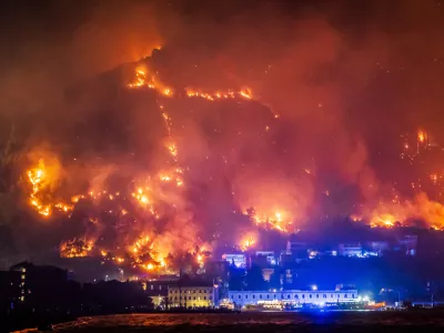 13.08.2026., Omi&scaron;: Pogled na Omi&scaron; sa u&scaron;ća Cetine. Photo: Zvonimir Barisin/PIXSELL