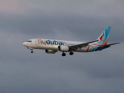 FILE PHOTO: A plane, carrying passengers who were on the FlyDubai aircraft bound for Israel from the United Arab Emirates, which was diverted to Saudi Arabia following an emergency signal, arrives at the Ben Gurion International Airport, in Lod, near Tel Aviv, Israel, September 30, 2026. REUTERS/Ammar Awad/File Photo