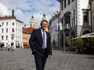 - 12.10.2026. - dr. Anton Rop, Politik in gospodarstvenik, kandidat za župana Mestne občine Ljubljana.OPOMBA!!!! ZA OBJEKTIV!!!//FOTO: Bojan Velikonja / Foto: Bojan Velikonja