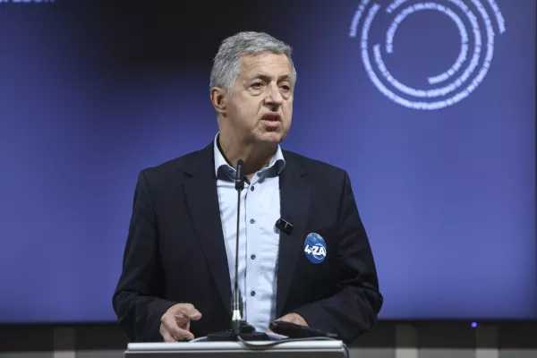 Janez Žakelj9.10.2026 - novinarska konferenca koalicijskih strank ob vložitvi predlogov za posvetovalne referendume. referendum Foto: Luka Cjuha