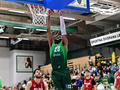 Naje Smith, Krak