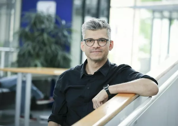 Igor Vobičprofesor na Katedri za novinarstvoFakulteta za družbene vede