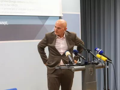 - Borut Rončević, minister za izobraževanje znanost in mladino,- 08.09.2026. - Predstavitev rezultatov mednarodne raziskave PISA 2025, ki kaže dosežke 15 letnikov na področju bralne, matematične in naravoslovne pismenosti.
