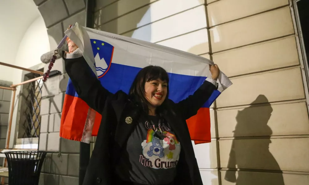 Nika Kovač11.10.2026 - referendum 4x za 4x proti 11 oktober - zakonodajni in 3 x posvetovalni referendum - ekipa In&scaron;tituta 8. marec skupaj s civilno družbo rezultate referenduma spremljala v PritličjuFoto: Luka Cjuha
