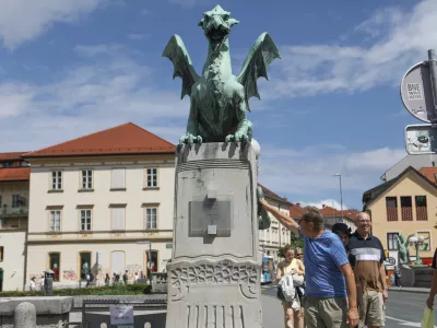 22.07.2025 - Zmajski most - kip zmaj - turistiFoto: Luka Cjuha