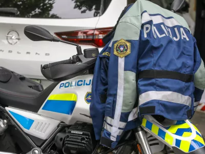 11.7.2025 - policija, nadzor prometa, lahka motorna vozila, skuter, moped, varnost v prometruFoto: Luka Cjuha