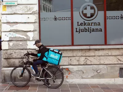30: 09 2026 -simbolična fotografija - lekarna Ljubljana, dostava, WoltFoto: Tomaž Skale