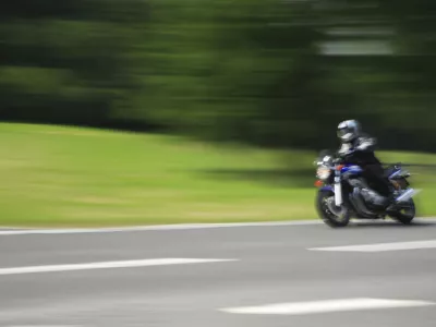 Drveči motorist. Slika je simbolična.