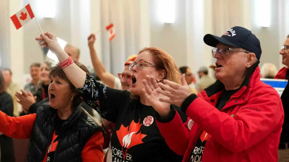 Alberta ostaja v objemu Kanade, a dileme ostajajo