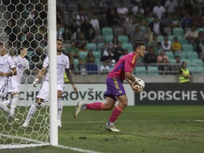 Jug Ažbe- 16.09.2023 &ndash; nogomet - Olimpija: Maribor, Prva liga Telemacha, 8. krog://FOTO: Luka Cjuha