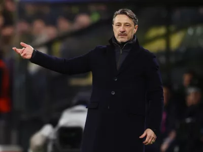 Soccer Football - UEFA Champions League - Play Off - First Leg - Borussia Dortmund v Atalanta - Signal Iduna Park, Dortmund, Germany - February 17, 2026 Borussia Dortmund coach Niko Kovac reacts REUTERS/Leon Kuegeler