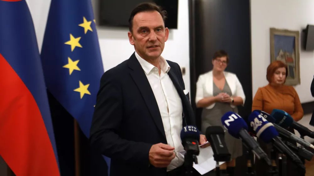 16.01.2026 -izjava za medije po koncu posveta socialnih partnerjev glede dviga minimalne plačeMarjan Trobi&scaron;Foto: Tomaž Skale