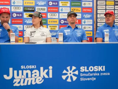 Ale&scaron; Valenti, Neja Dvornik, Žan Kranjec in Denis &Scaron;teharnik