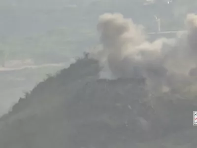 Smoke rises amid what Houthi Military Media says are clashes between Houthi fighters and Saudi-backed Yemeni government forces in a location given as Taiz, Yemen, in this screengrab from a video released October 20, 2026. Houthi Military Media/Handout via REUTERS  THIS IMAGE HAS BEEN SUPPLIED BY A THIRD PARTY VERIFICATION: The location of the footage could not be confirmed Date could not be independently verified No older versions of the video found posted online before October 20