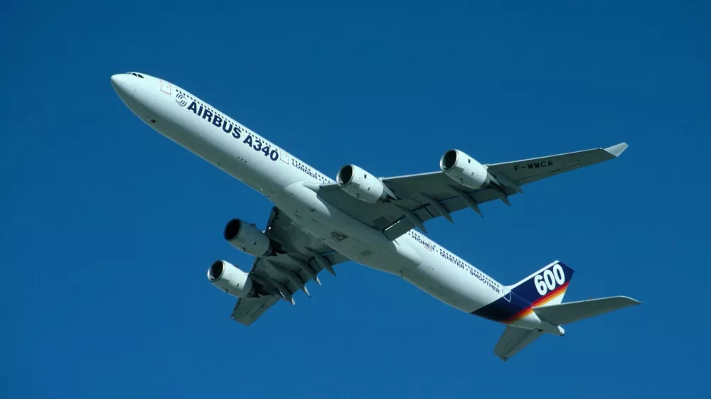 Airbus A340-600,Image: 896386683, License: Rights-managed, Restrictions:, Model Release: no 