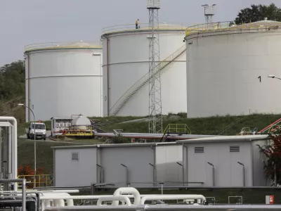 - 21.10.2022 - Petrolova logistika in in&scaron;talacija Sermin - skladi&scaron;čenje - nafta, gorivo //FOTO: Jaka Gasar