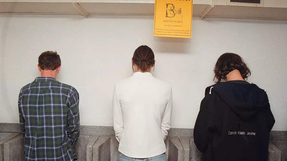 Uriniranje, strani&scaron;če pisoar sanitarije