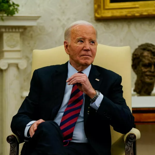 FILE PHOTO: U.S. President Joe Biden reacts to questions from reporters during a meeting with NATO Secretary General Jens Stoltenberg in the Oval Office at the White House in Washington, U.S., June 17, 2024. REUTERS/Elizabeth Frantz/File Photo