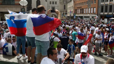 Navijači iz Kanade -20.06.2024. Euro 2024. tekma Slovenija - Srbija. Foto: Bojan Velikonja