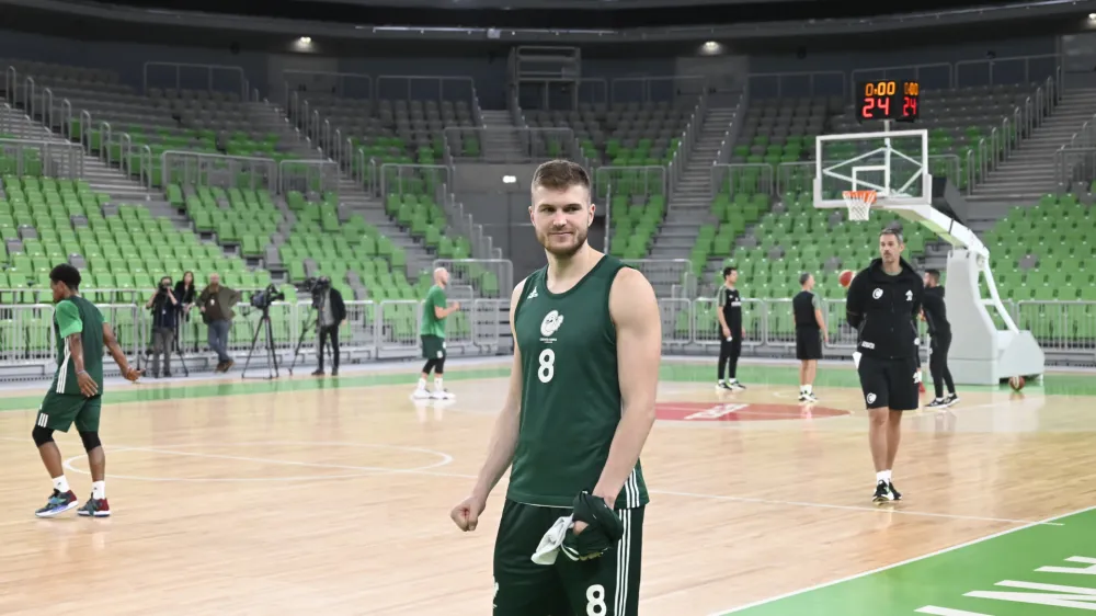 - 26.09.2022 – Košarkarski klub KK Cedevita Olimpija - trening pred začetkom priprav na novo sezono v regionalni ligi ABA //FOTO: Nik Erik Neubauer