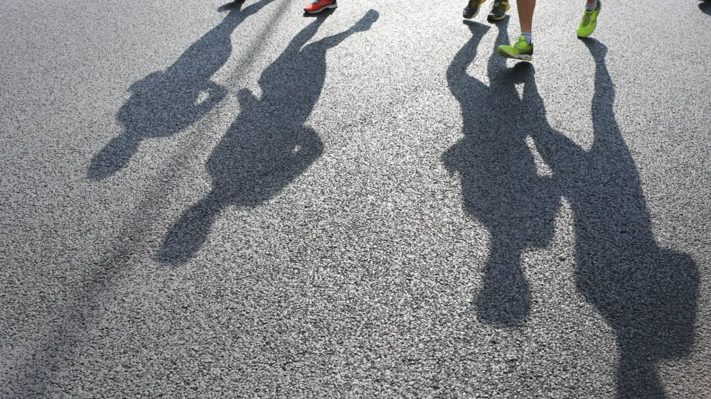 ﻿Maraton 42km in polmaraton 21kmLOKACIJA: DUNAJSKE MNA ZAČETKU- 21. Ljubljanski maraton 2016 - največji tekaški dogodek v Sloveniji -     //FOTO: Bojan Velikonja