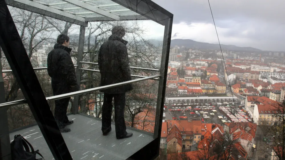 Ljubljanski svetniki so soglašali s podražitvijo vozovnic za vzpenjačo na grad. Foto: Bojan Velikonja 