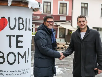 ﻿kandidat za župana Kranja Matjaž Rakoveckandidat za župana Kranja Zoran Stevanović- 21.11.2018 - Lokalne volitve 2018 – drugi krog - Dnevnikovo soočenje kranjska županska kandidata Matjaža Rakovca in Zorana Stevanovića  //FOTO: Bojan Velikonja