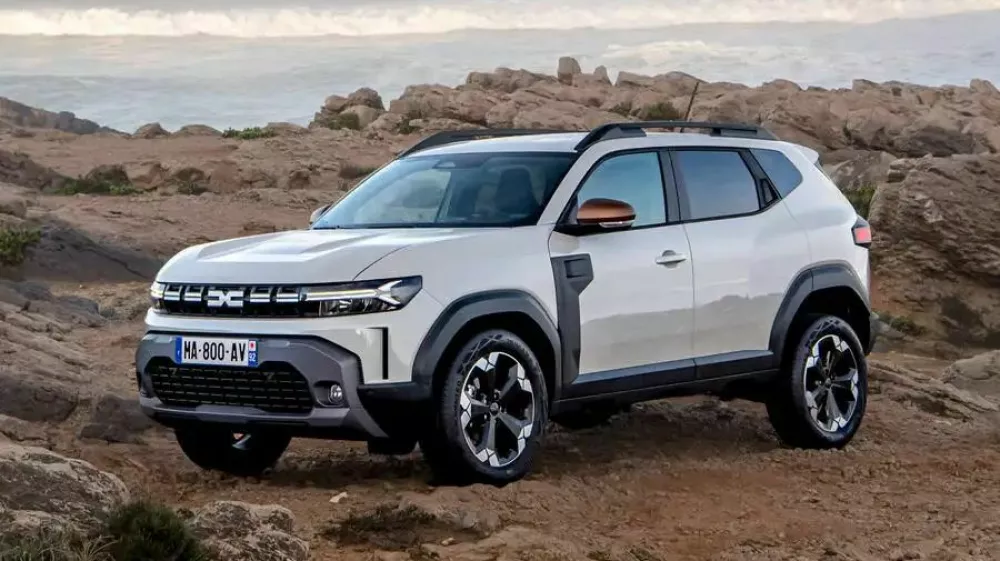 Športni terenec dacia duster, ki se predstavlja v povsem novi tretji generaciji, je zapeljal na slovenske ceste.