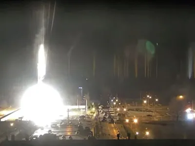 ﻿Surveillance camera footage shows a flare landing at the Zaporizhzhia nuclear power plant during shelling in Enerhodar, Zaporizhia Oblast, Ukraine March 4, 2022, in this screengrab from a video obtained from social media. Zaporizhzhya NPP via YouTube/via REUTERS THIS IMAGE HAS BEEN SUPPLIED BY A THIRD PARTY. MANDATORY CREDIT. NO RESALES. NO ARCHIVES. REFILE - ADDITIONAL CAPTION INFORMATION