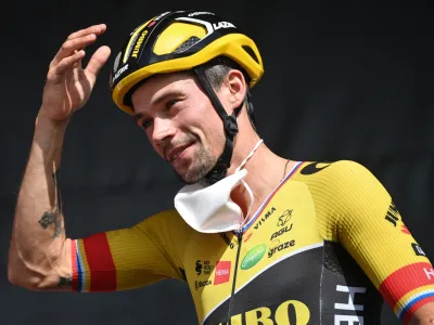 26 August 2022, Spain, Camargo: Slovenian cyclist Primoz Roglic of Jumbo-Visma is seen at the start of the seventh stage of the 77th edition of the "Vuelta a Espana" Tour of Spain cycling race, a 190.1 km long medium-mountain stage from Camargo to Cistierna. Photo: David Stockman/BELGA/dpa