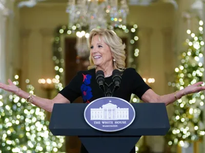 U.S. first lady Jill Biden thanks volunteers from across the country who helped decorate the White House for the holidays, at the White House in Washington, U.S., November 28, 2022. REUTERS/Kevin Lamarque