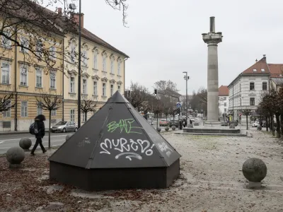 - 20.12.2022 - Levstikov park, Ljubljana //FOTO: Jaka Gasar