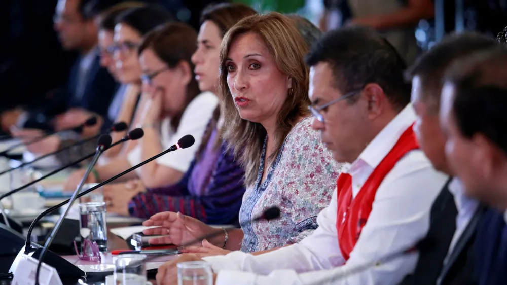 Peru's President Dina Boluarte speaks during a meeting with mayors and governors at the Government Palace, in Lima, Peru December 17, 2022. Peru Presidency/Handout via REUTERS ATTENTION EDITORS - THIS IMAGE WAS PROVIDED BY A THIRD PARTY. NO RESALES. NO ARCHIVES