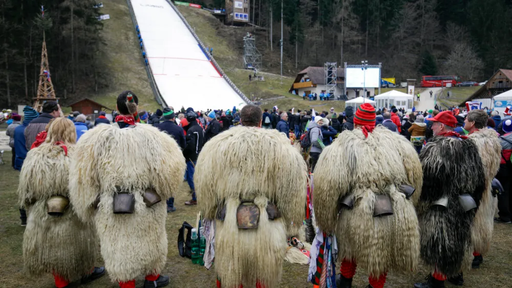 ﻿- kurenti- 23.02.2020 – Ljubno ob Savinji - FIS Svetovni pokal v smučarskih skokih za ženske - ženski smučarki skoki – posamična tekma //FOTO: Matjaž Rušt