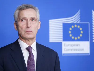 Belgija, Bruselj.<br>Izjava za medije ob vzpostavitvi delovne skupine za zascito kriticne infrastrukture.<br>Generalni sekretar Nata Jens Stoltenberg.