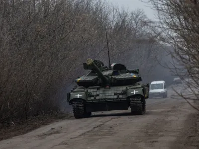 A view shows a Ukrainian army tank on a road, amid Russia's attack on Ukraine, in Donetsk region, Ukraine January 28, 2023. REUTERS/Oleksandr Ratushniak